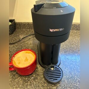 2024 Nespresso Coffee Machine Brandnew.